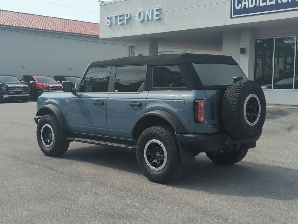 Used 2024 Gray Ford Badlands image 4