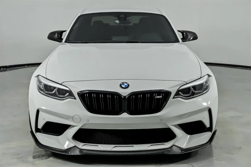 Used 2019 Alpine White BMW Competition image 4