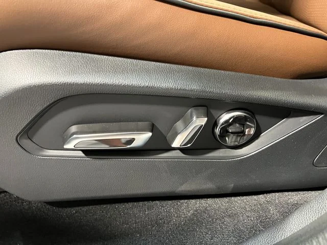 New 2026 Majestic Black Pearl Acura Advance Package image 14