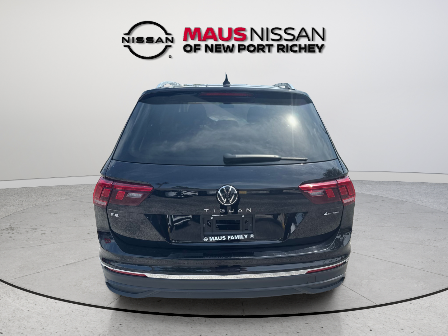 Used 2024  Volkswagen 2.0T SE image 6