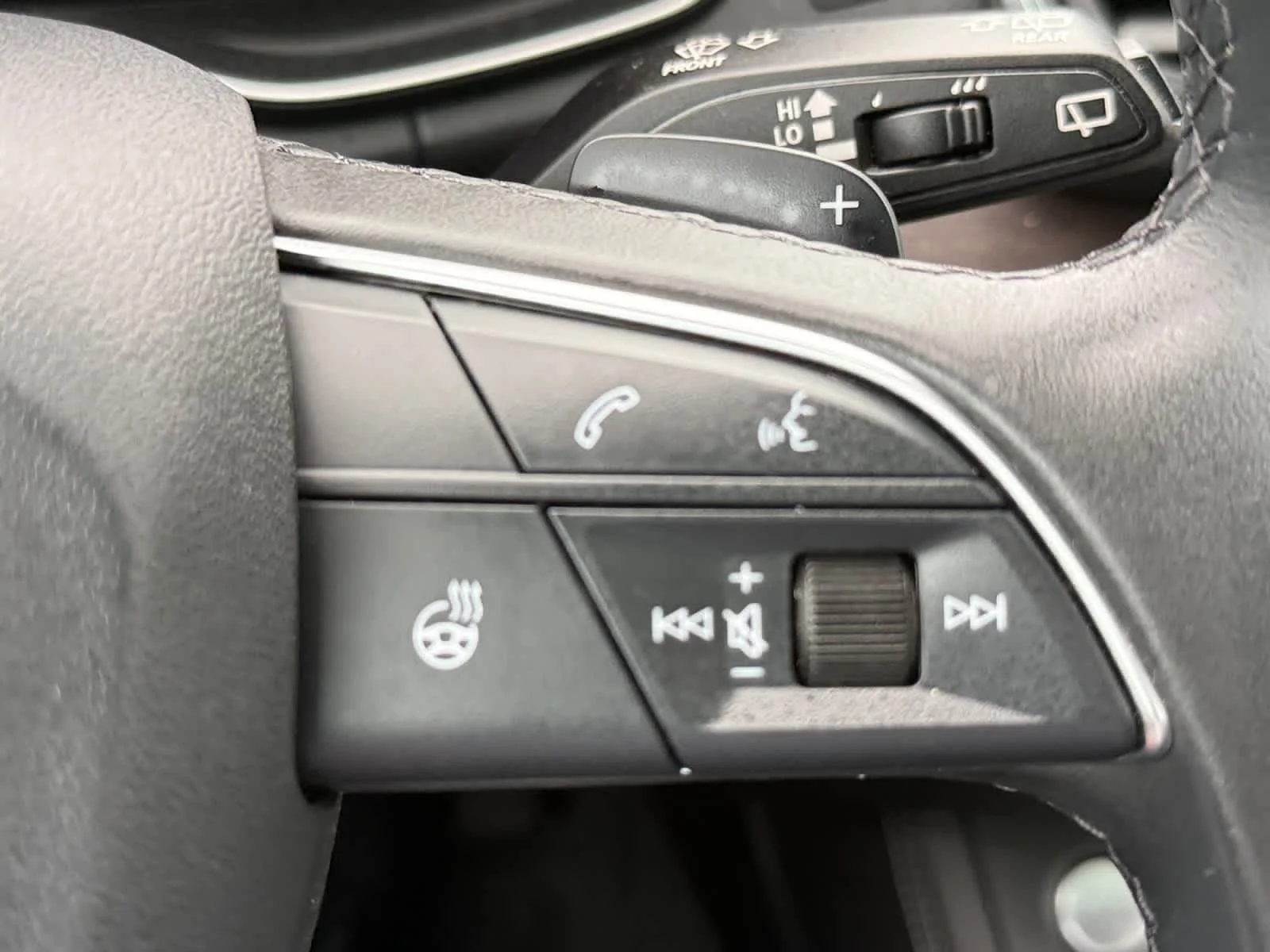 Used 2023 Daytona Gray Pearl Effect Audi S line Premium Plus image 18