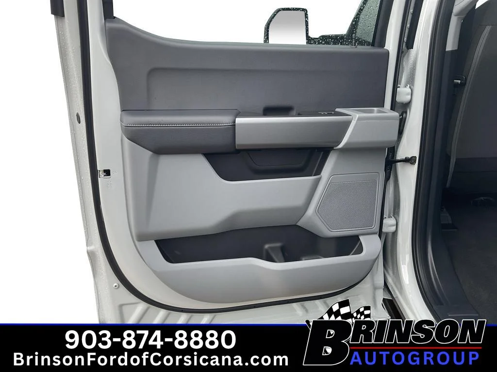 New 2026 Avalanche Ford F-250® XL image 6