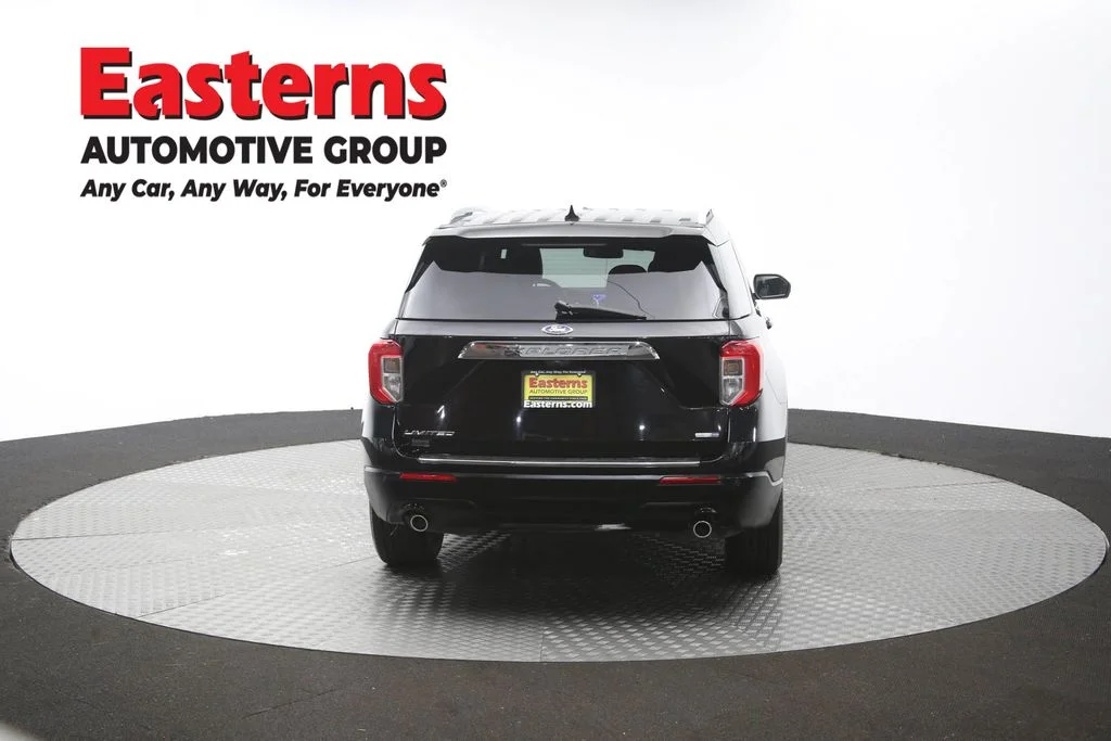 Used 2020 Black Ford Limited image 39