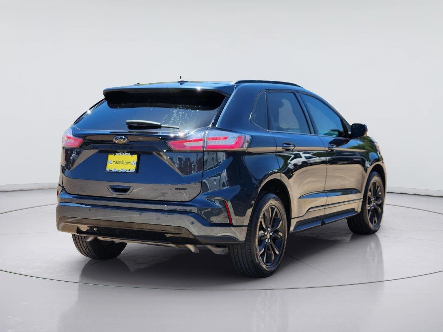 Used 2024 Stone Blue Ford SE image 6