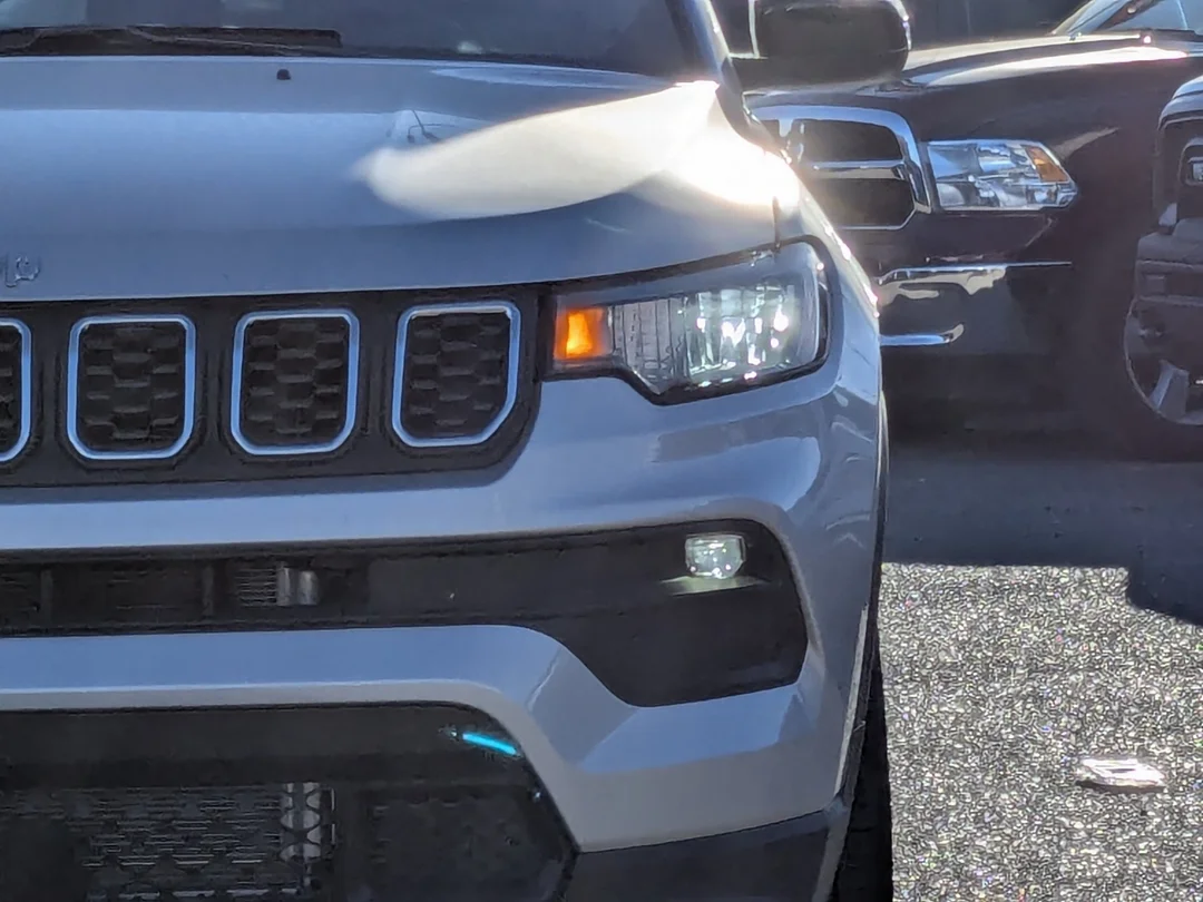 New 2026 Silver Jeep North - - 4x4 - Panoramic Sunroof - Alpine Audio - Adaptive Cruise - Power Liftgate & More! image 10