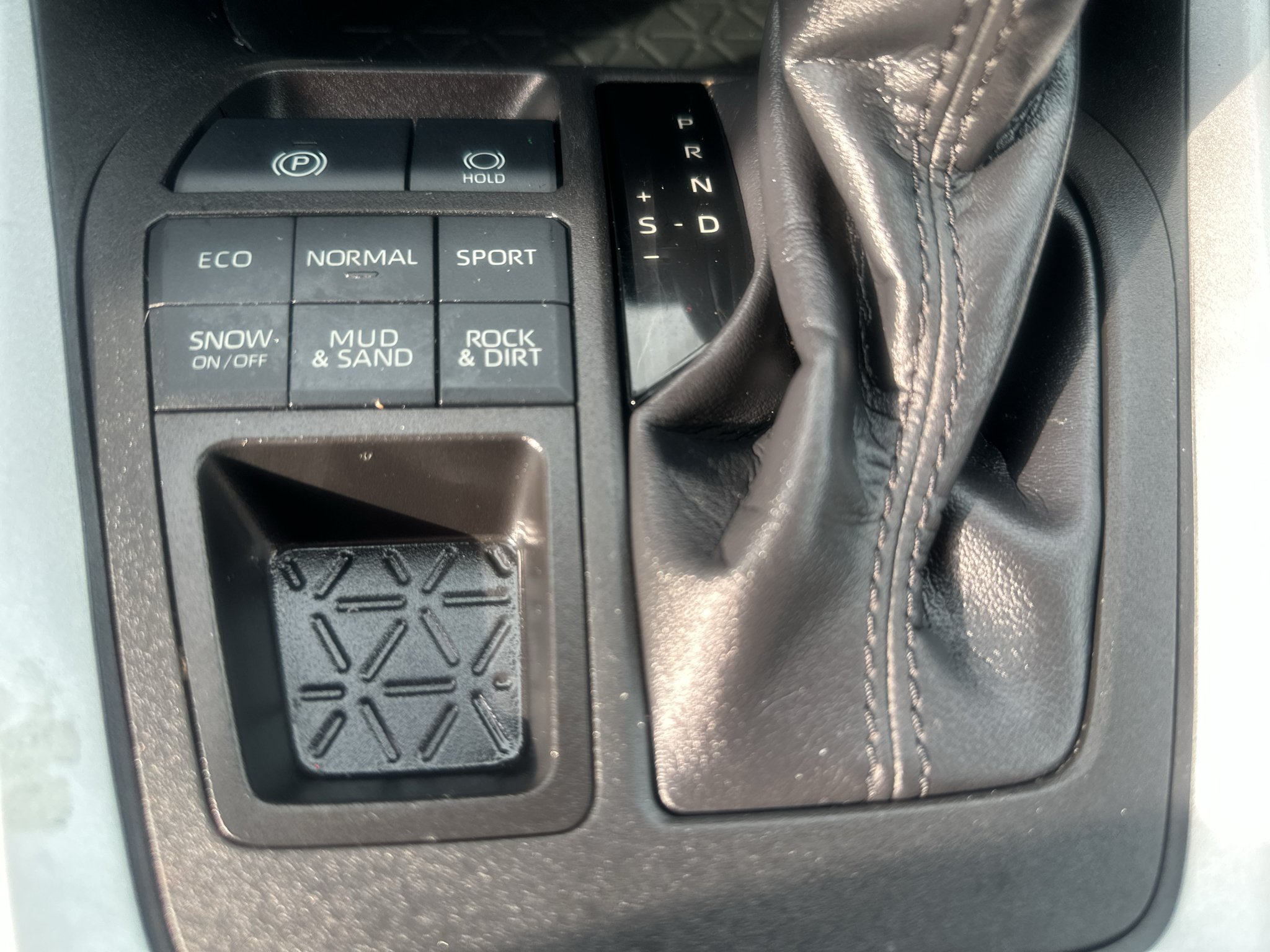 Used 2023 Silver Toyota XLE image 10