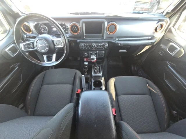 Used 2020 Silver Jeep Mojave image 17