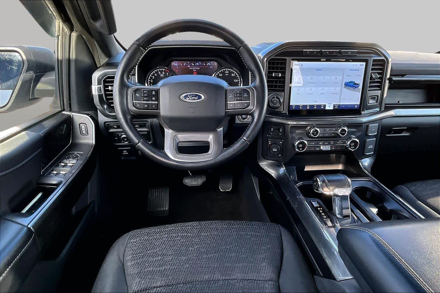 Used 2021 Oxford White Ford XLT image 7