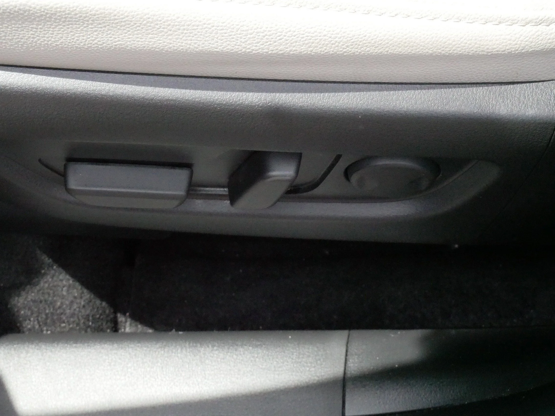 Used 2024 Jet Black Mica Mazda Preferred image 20