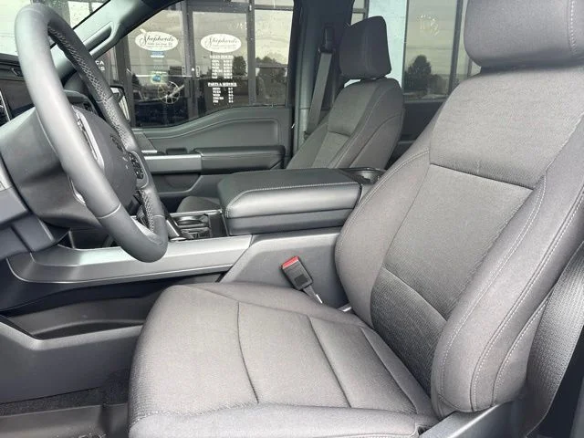 Used 2026  Ford XLT image 4