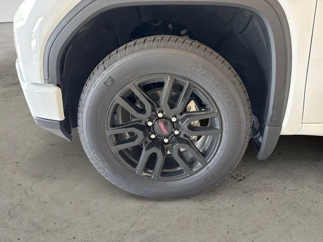 New 2026 Summit White GMC Elevation image 15