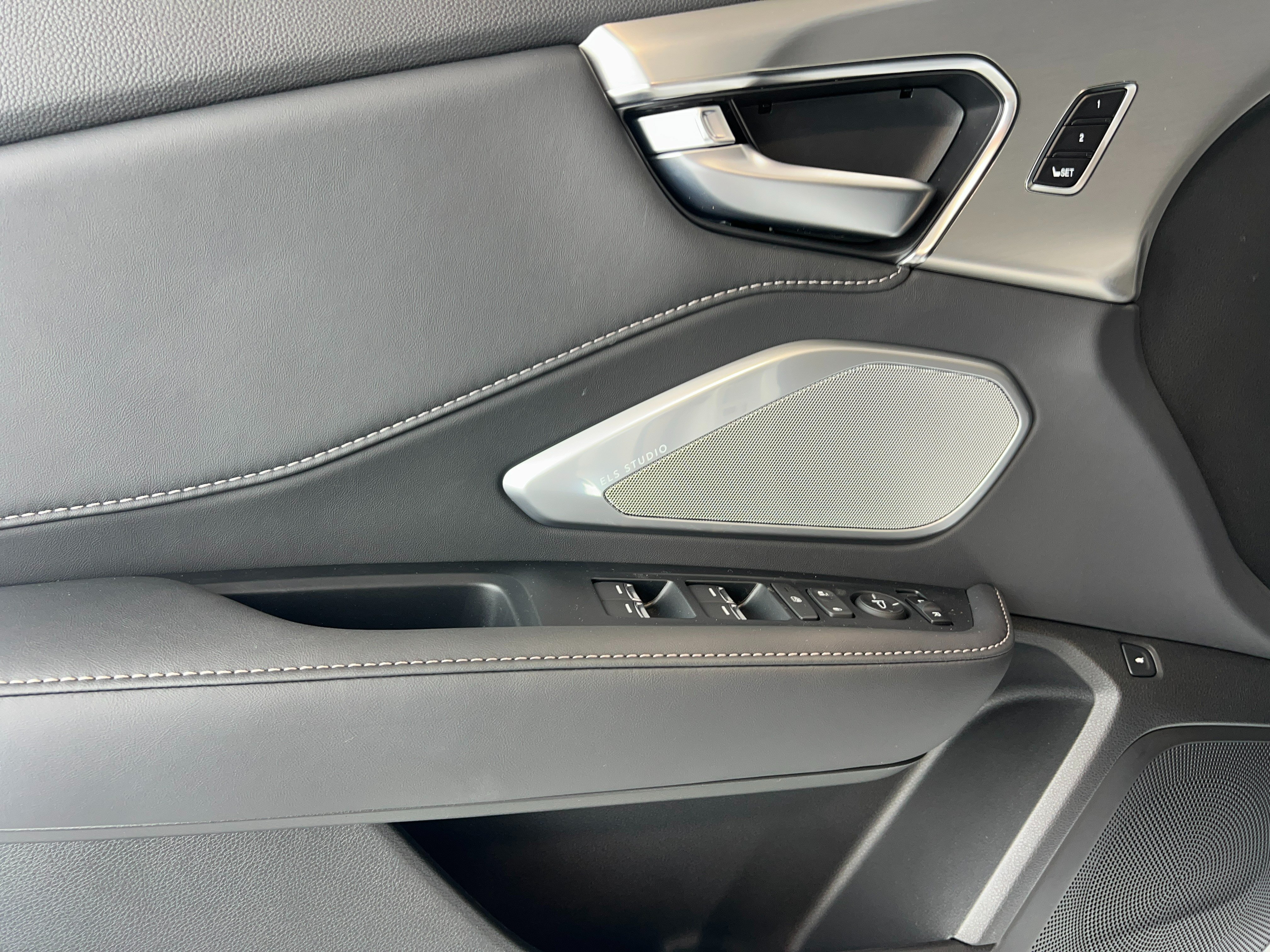 New 2026 Liquid Carbon Metallic Acura w/Technology Package image 16