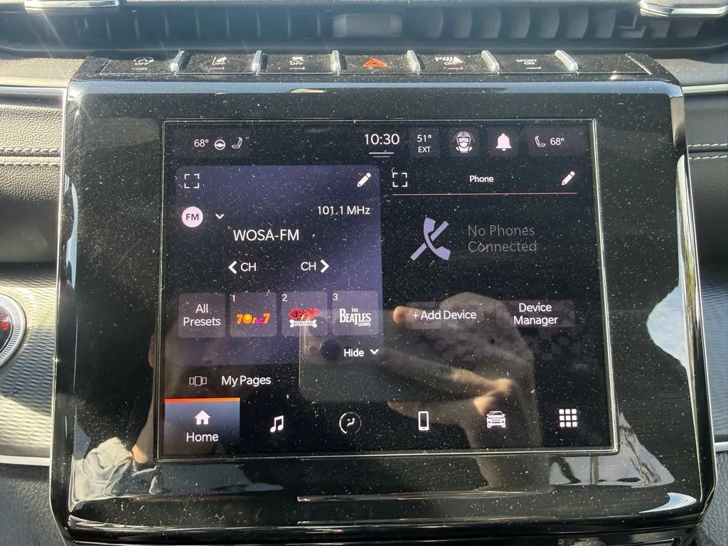Used 2024 Silver Jeep Altitude X image 24