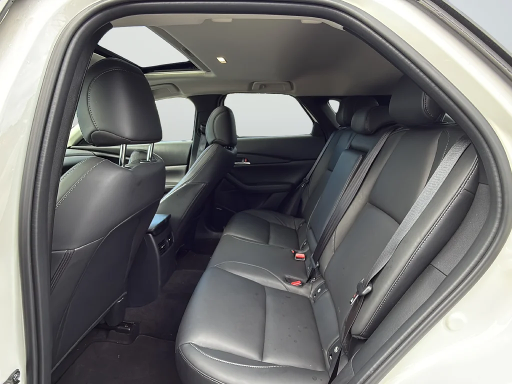 Used 2025 White Mazda 2.5 S Preferred Package image 27
