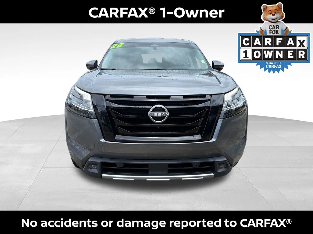 2023 Nissan Pathfinder SL - Photo 2