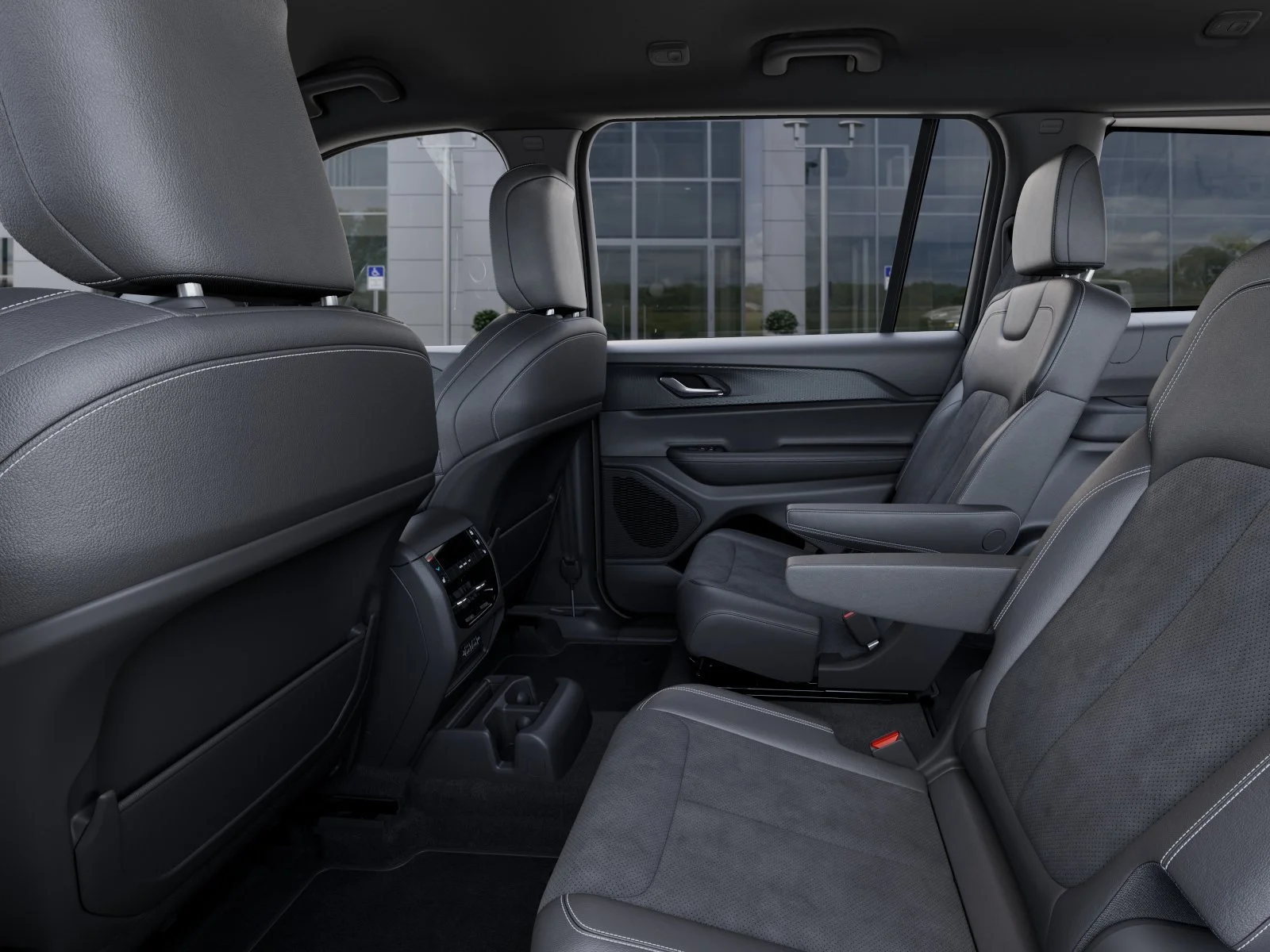 New 2025 Silver Zynith Exterior Paint Jeep Altitude image 23