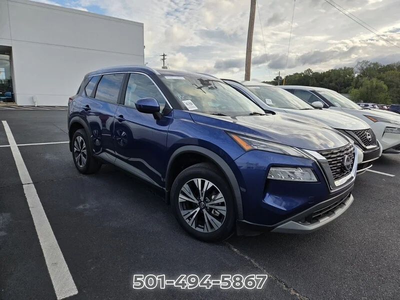 Used 2023 Caspian Blue Metallic NISSAN SV image 3