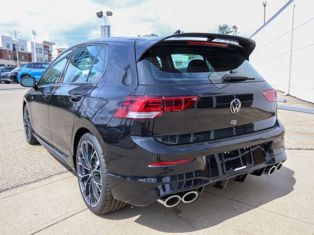 New 2026 Black Volkswagen 2.0T image 3