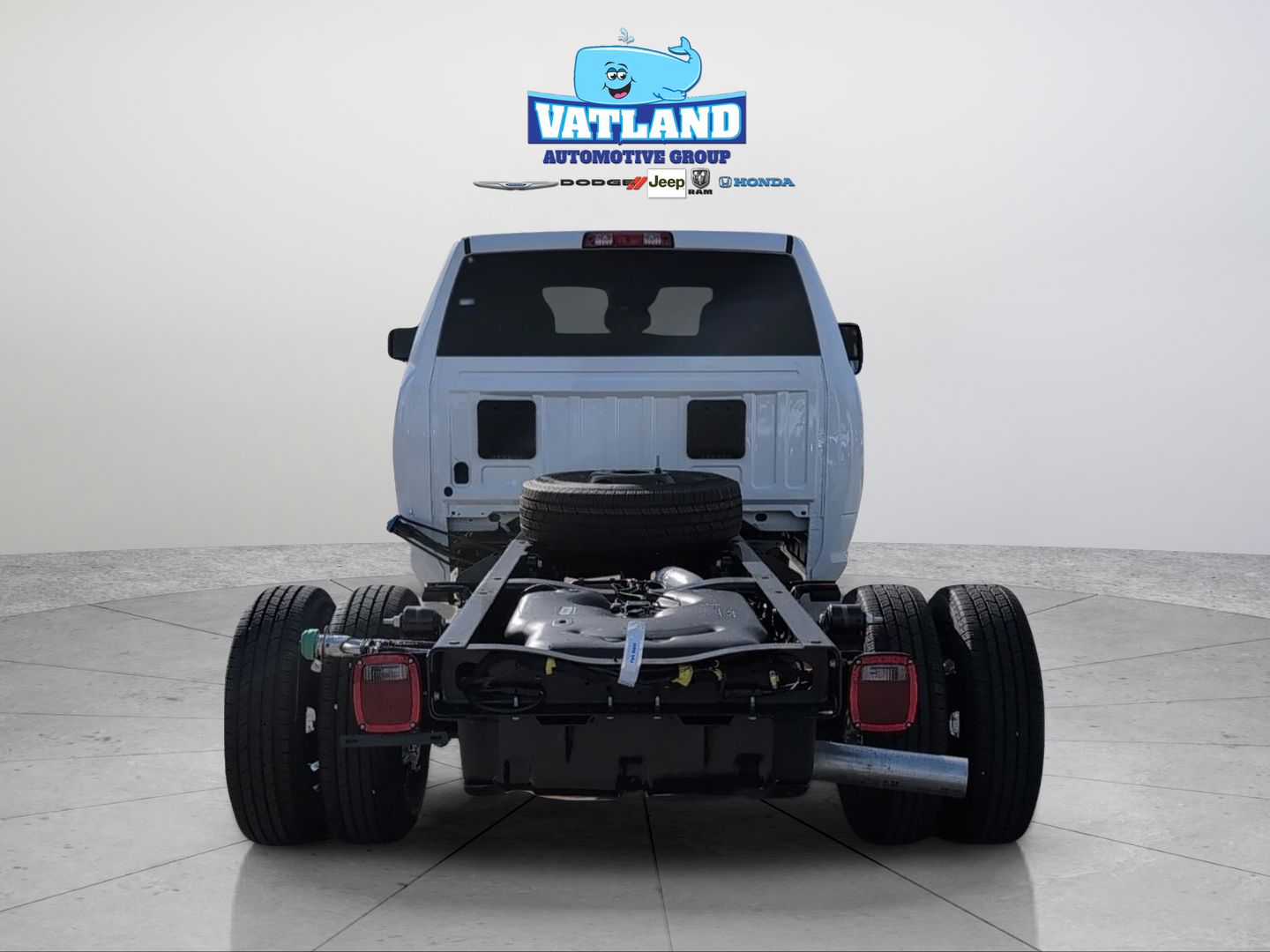 New 2026 Bright White Clear-Coat Exterior Paint RAM Tradesman image 7
