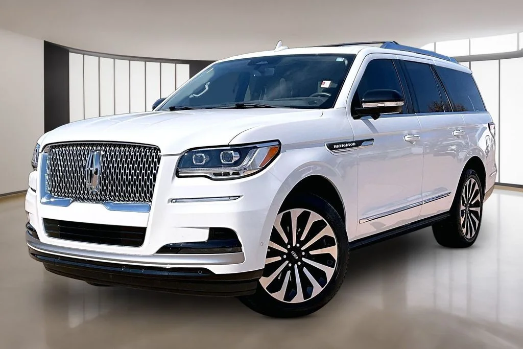2022 Lincoln Navigator