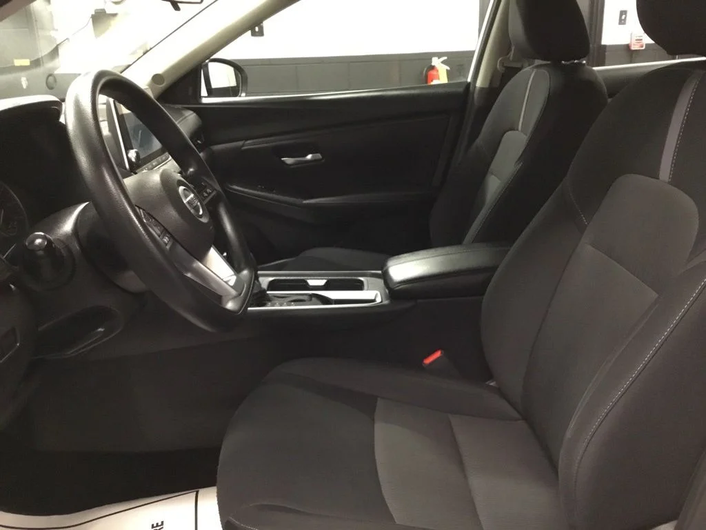 Used 2023 White Nissan SV image 39