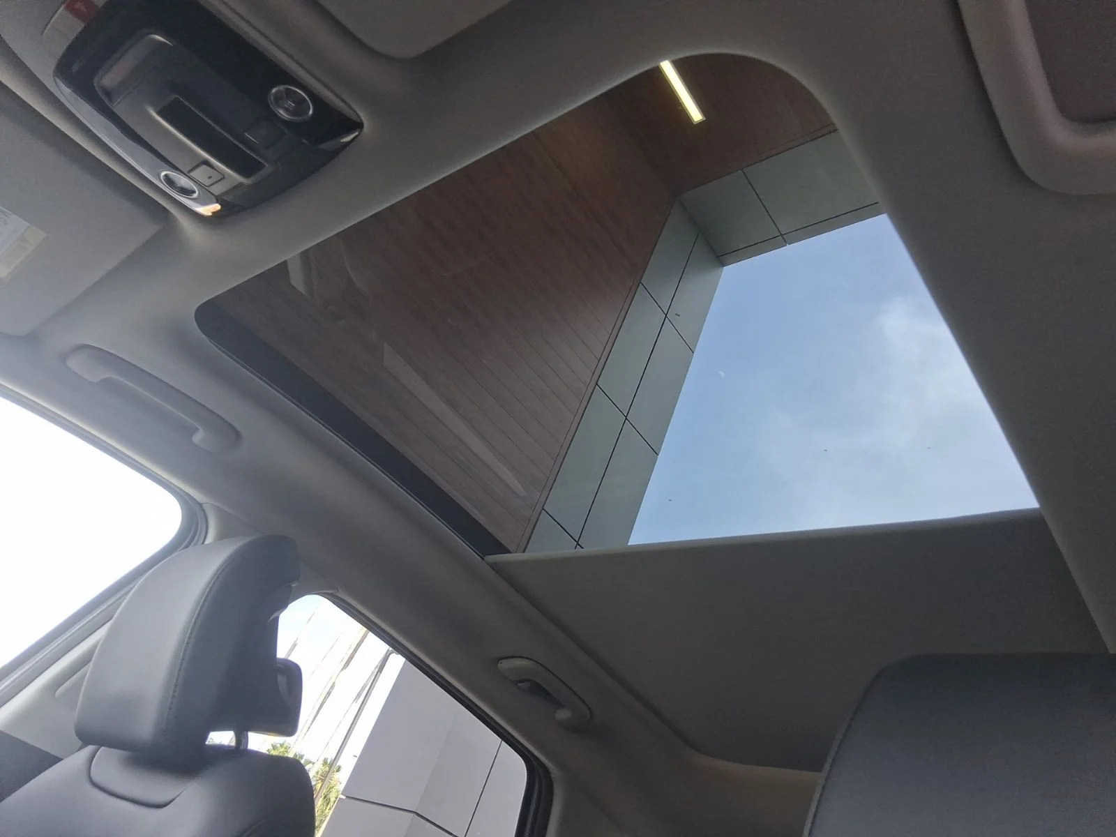 New 2026 Gray Kia EX image 17