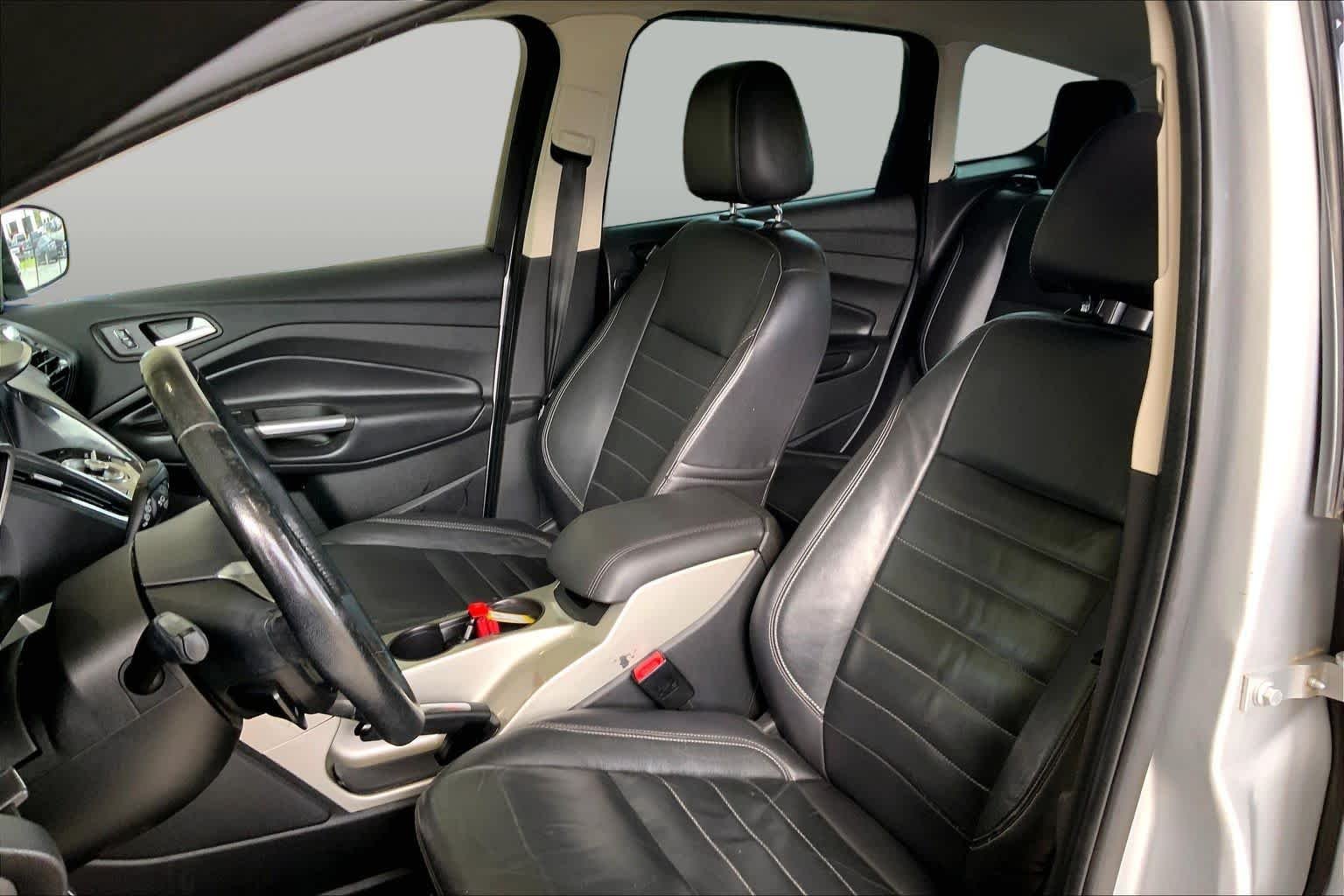 Used 2016 Ingot Silver Ford SEL image 8