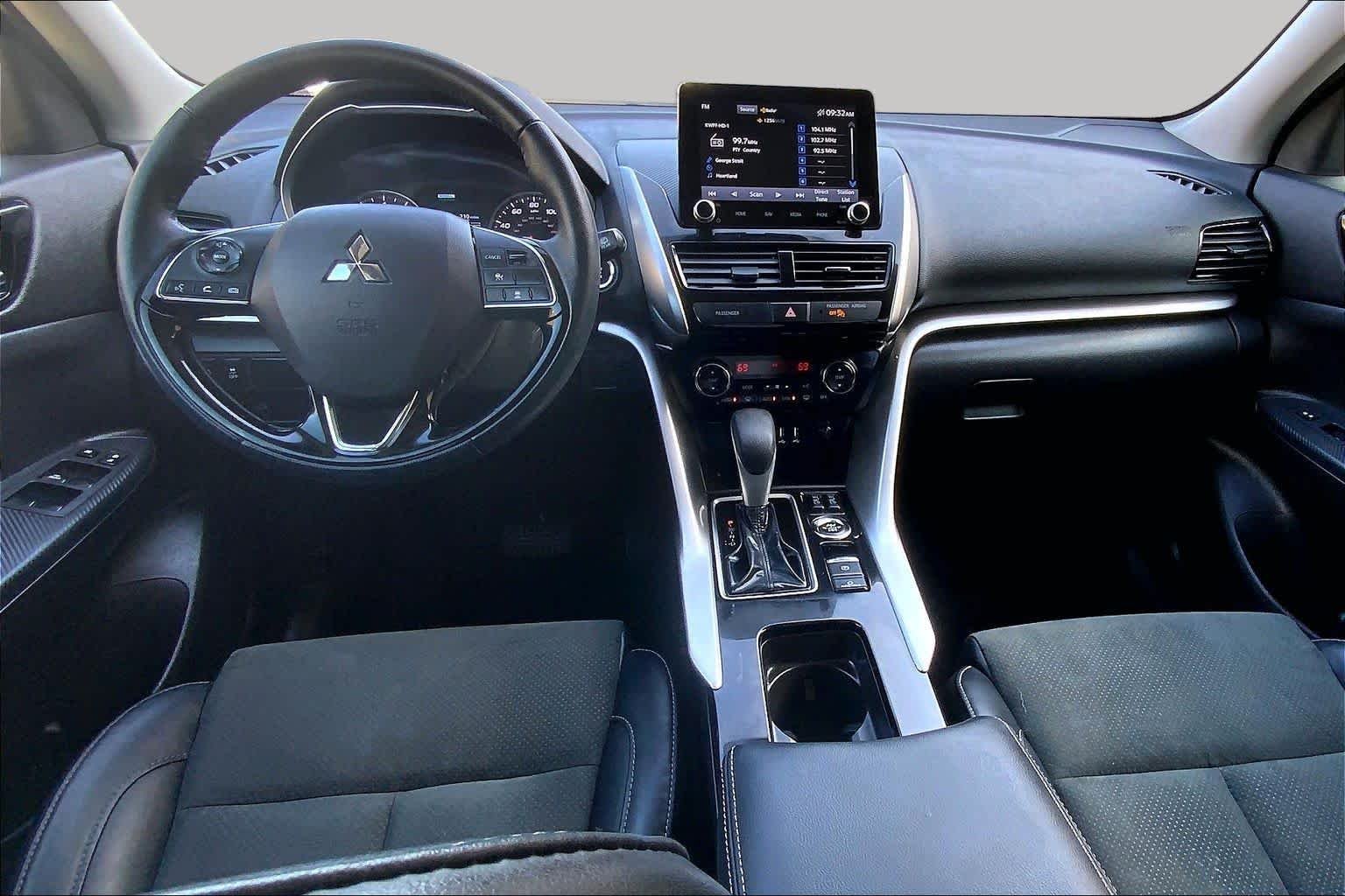 Used 2024 Lightning Blue Mitsubishi SE image 16