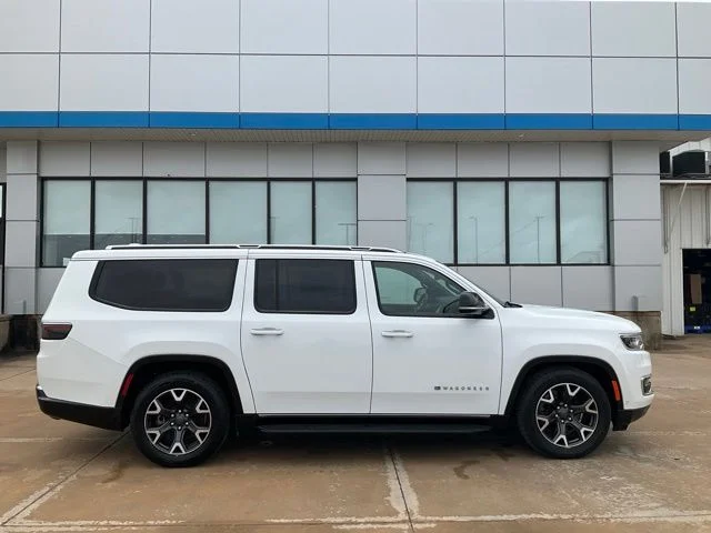 Used 2023 White Jeep Series III image 37
