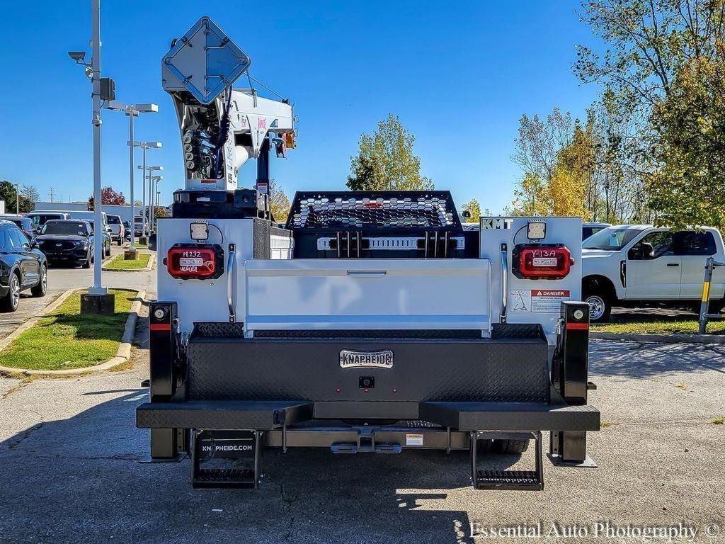 New 2023 White Ford XLT image 7