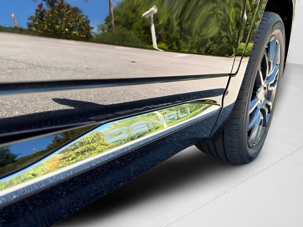 Used 2023 Black GMC Denali image 28