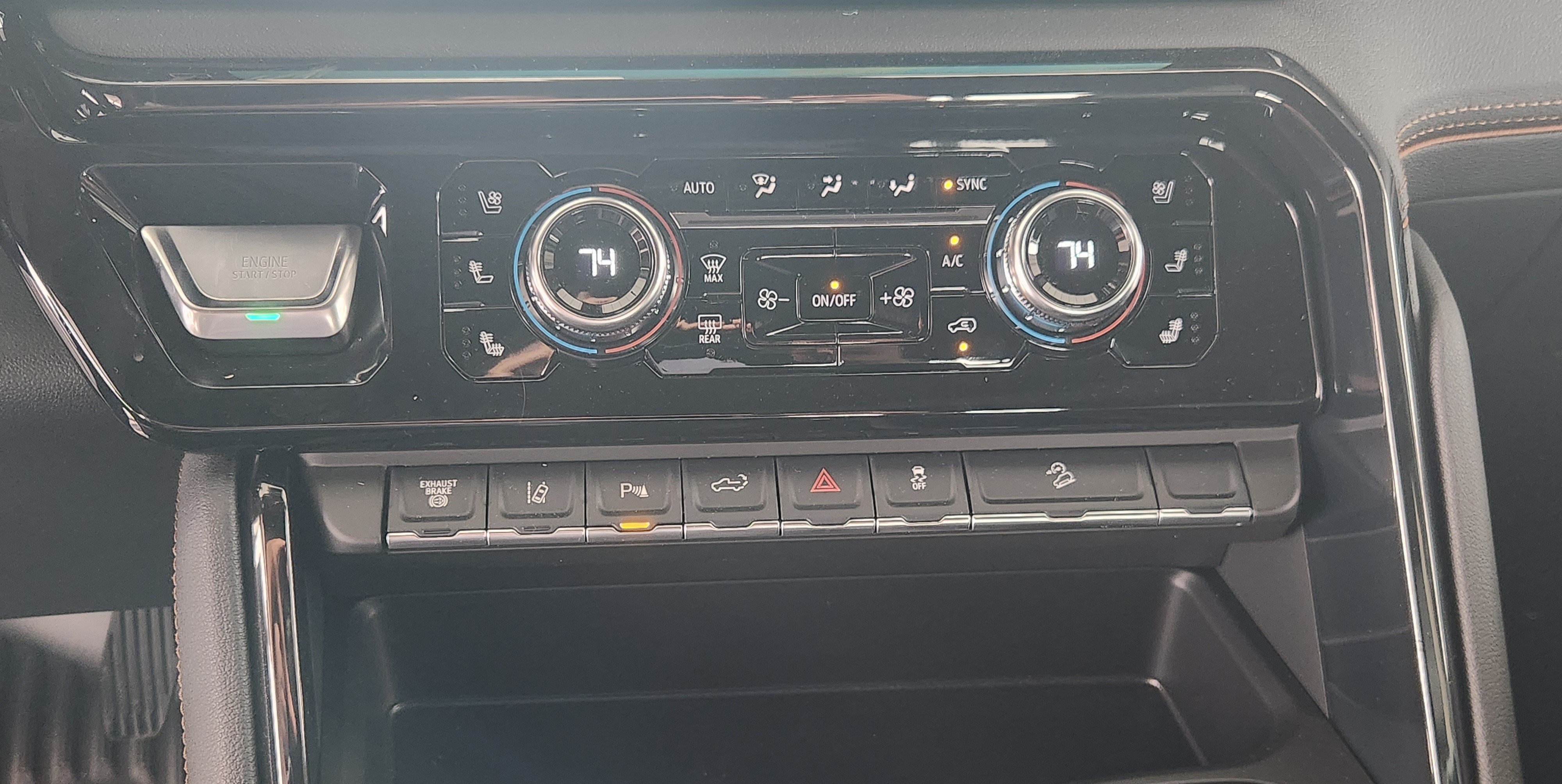 2026 GMC Sierra 2500HD AT4 - Photo 12