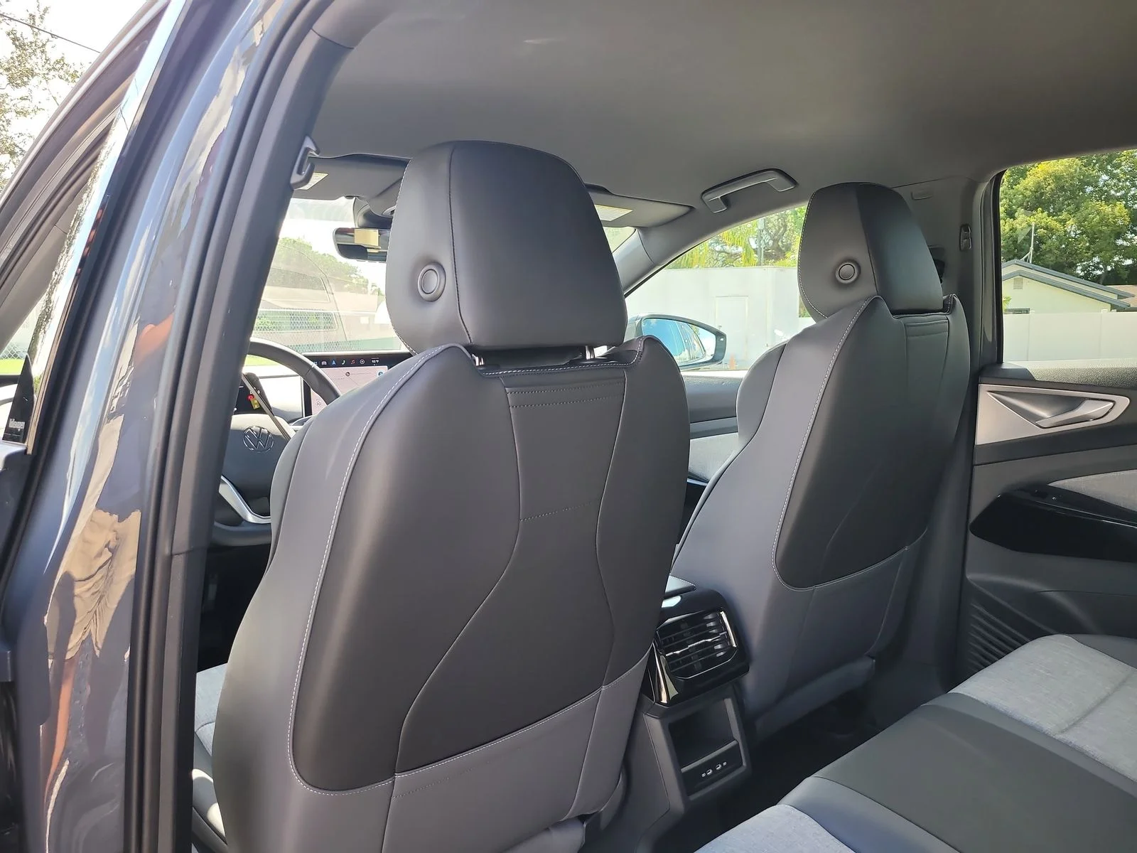 2025 Volkswagen ID.4 PRO - Photo 13