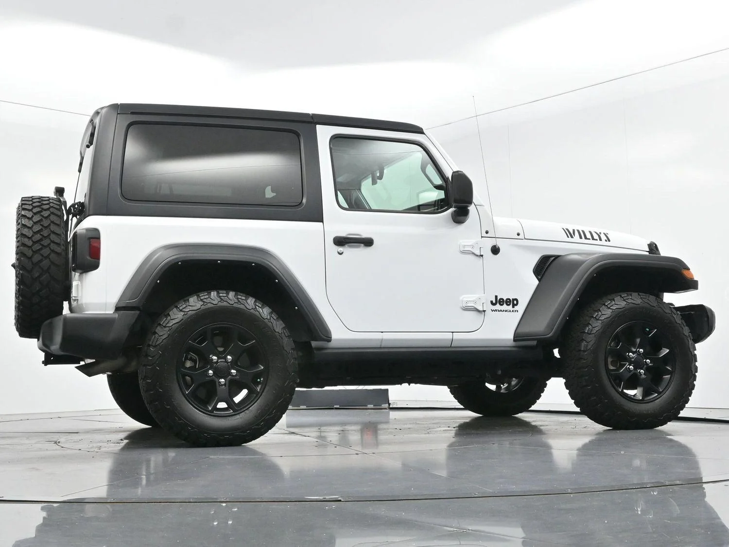 Used 2022 Bright White Clearcoat Jeep Willys image 48