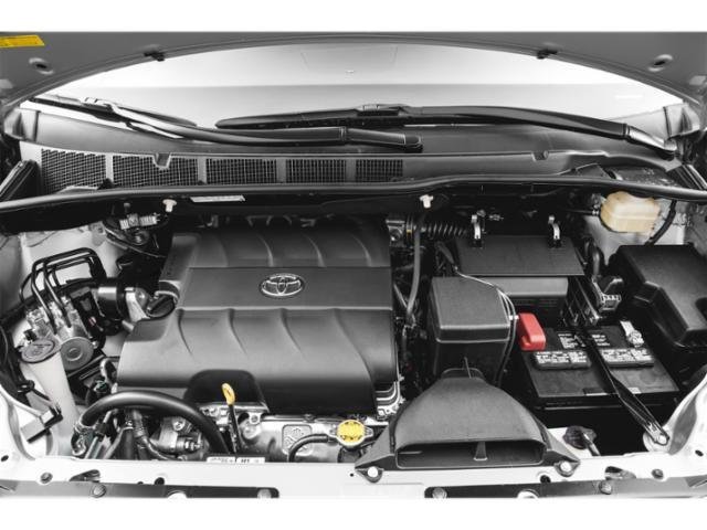 Used 2015 Blizzard Pearl Toyota Ltd Premium image 13