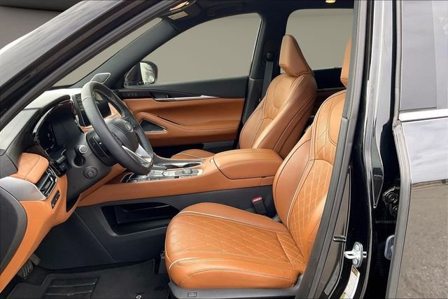 Used 2025 Black INFINITI Autograph image 23