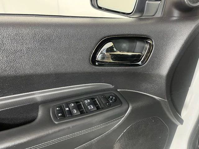Used 2020 White/off-white Dodge R/T image 16