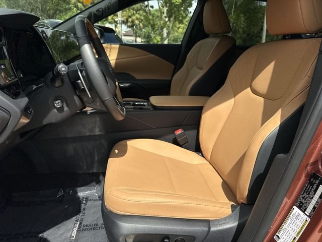 2025 Lexus RX Hybrid 350h - Photo 11