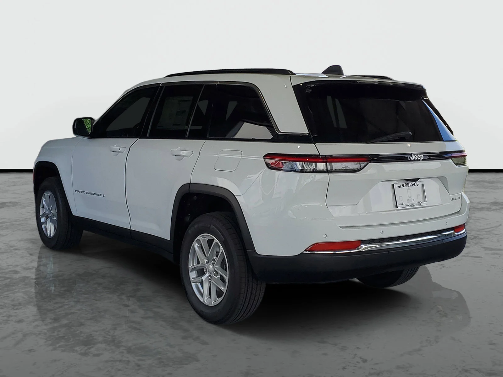 New 2026 Bright White Clear-Coat Exterior Paint Jeep Laredo image 2