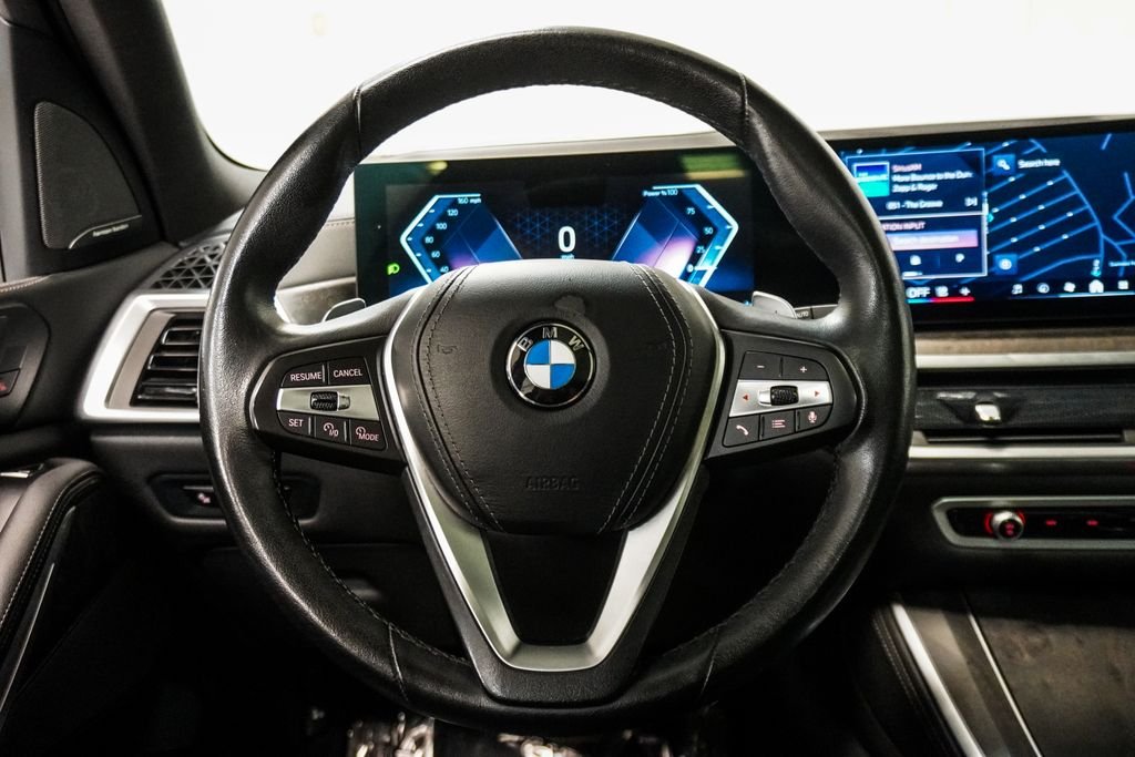 Used 2024 Black BMW xDrive40i image 16
