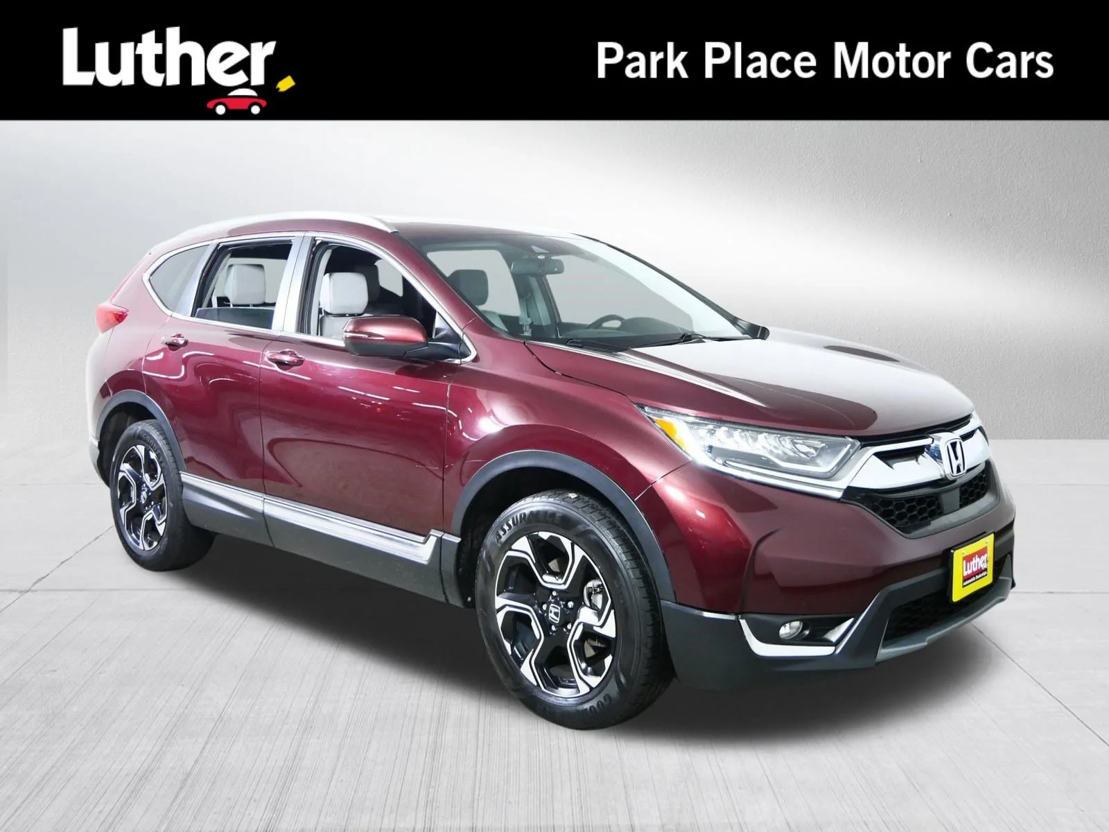Used 2017 Gray Honda Touring image 1