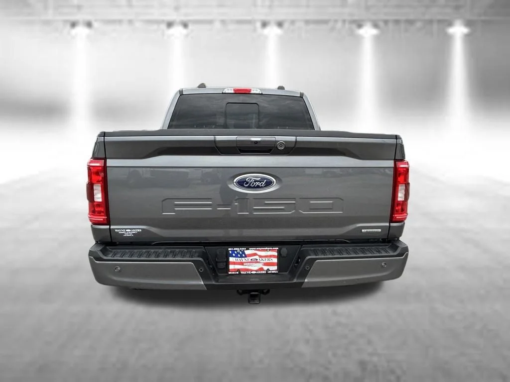 Used 2022 Gray Metallic Ford XLT image 5