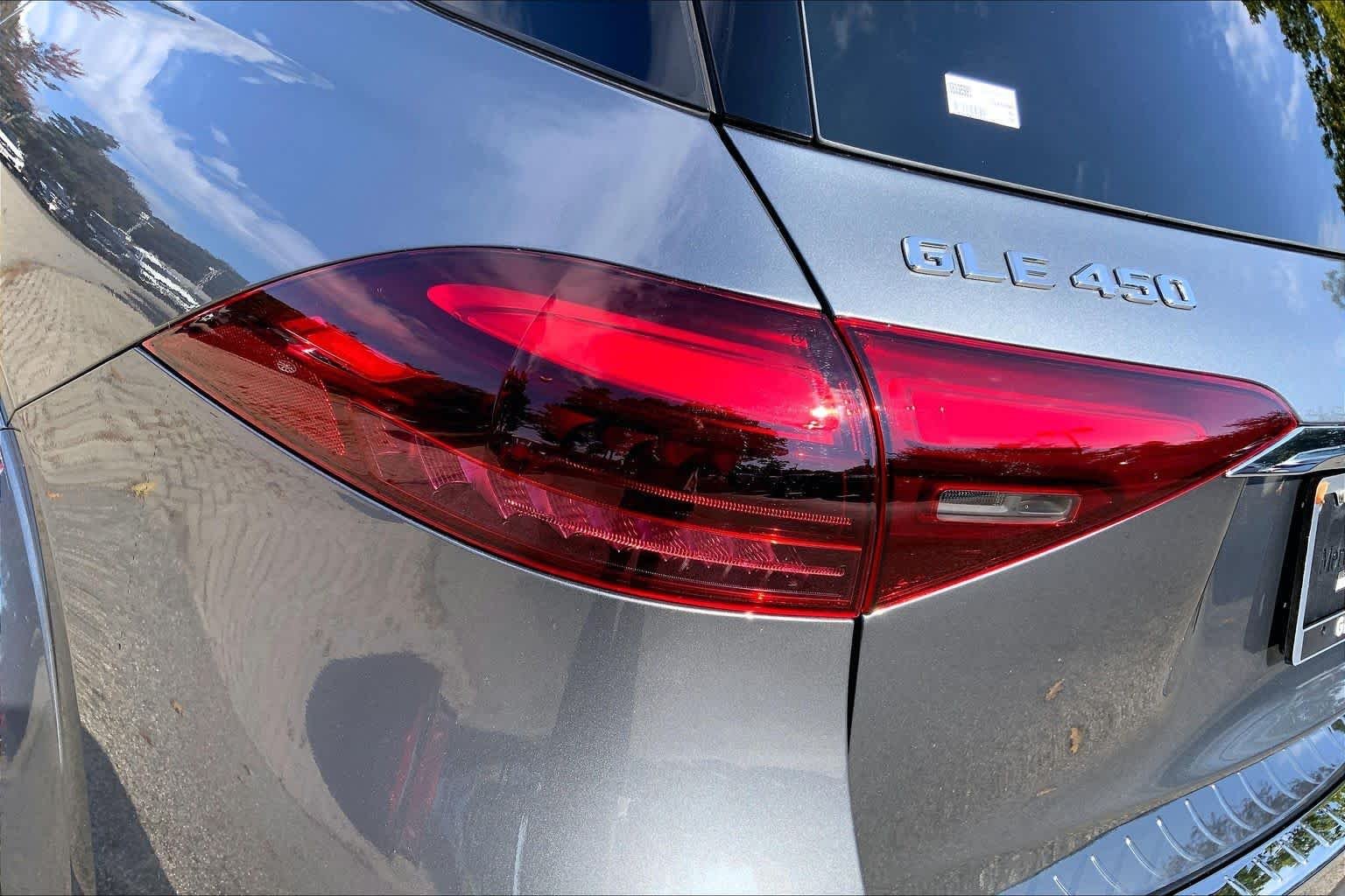 Used 2025 Selenite Grey Metallic Mercedes-Benz GLE 450 image 28