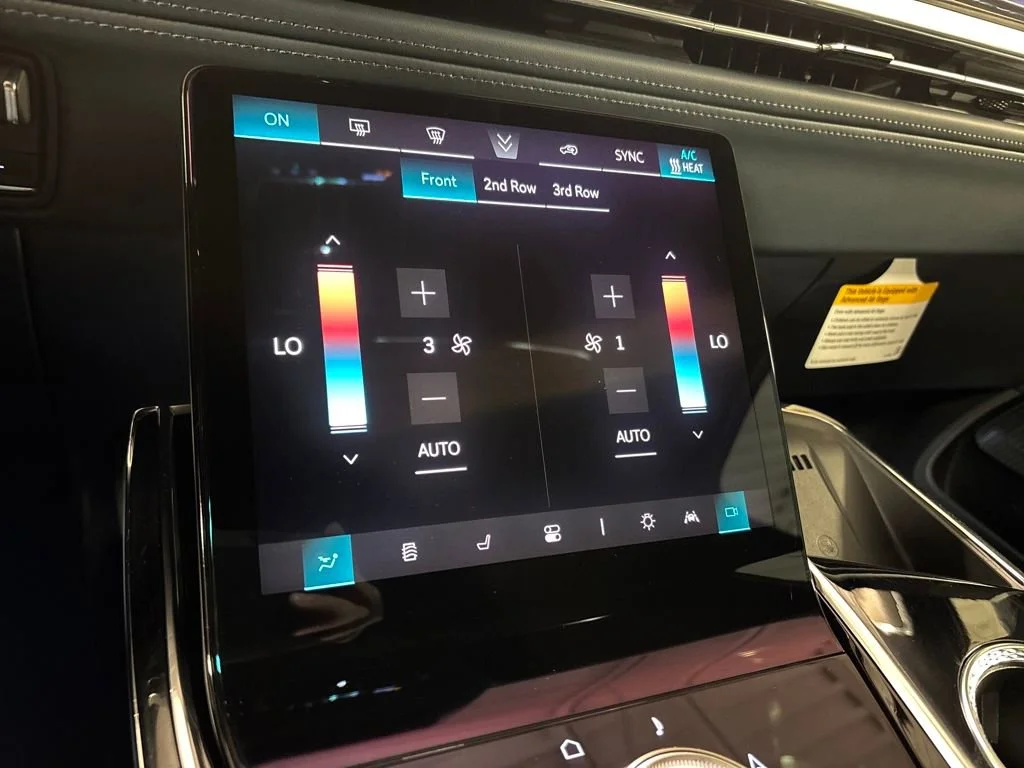 2025 Cadillac Escalade IQ Luxury 2 - Photo 49