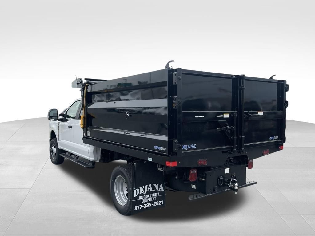 New 2026 Oxford White Ford F-350® XL image 9