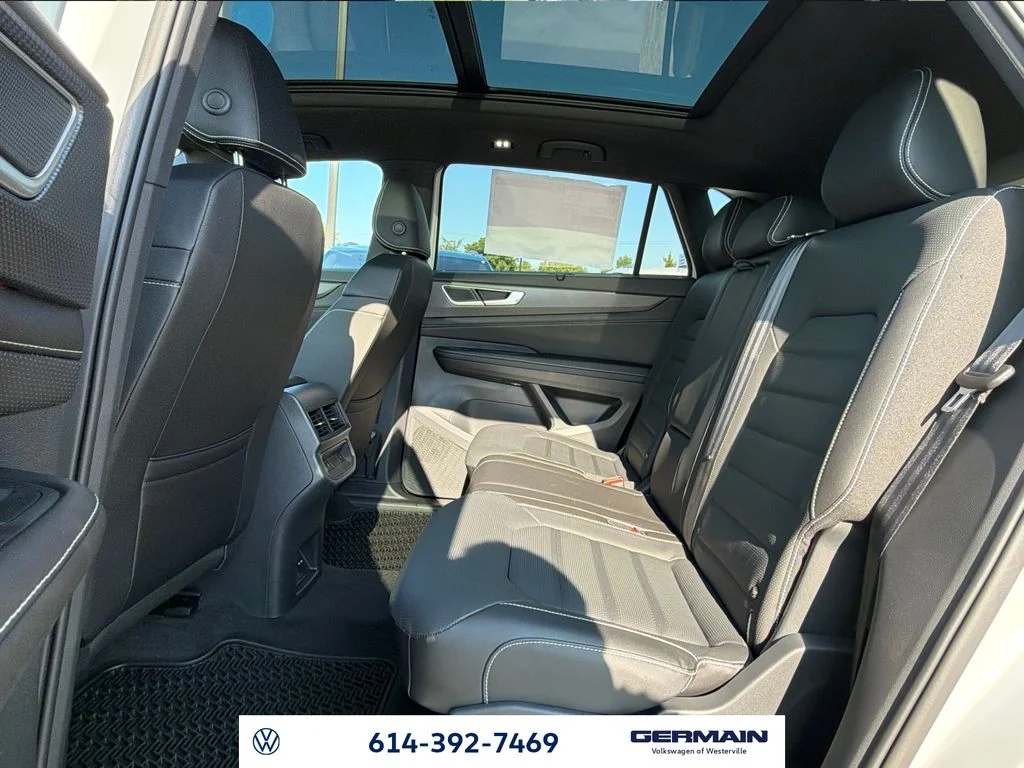 New 2026  Volkswagen 2.0T SEL R-Line Black image 11