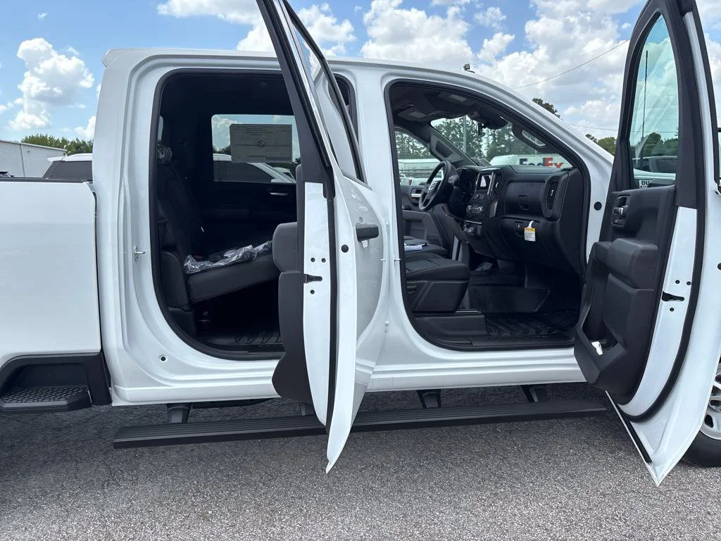 2025 GMC Sierra 2500HD Pro - Photo 37
