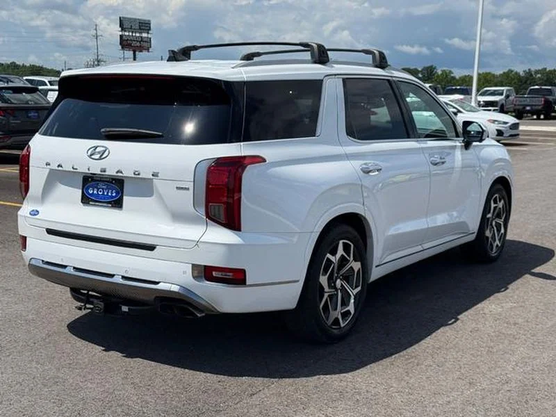 Used 2022 Hyper White Hyundai Calligraphy image 3