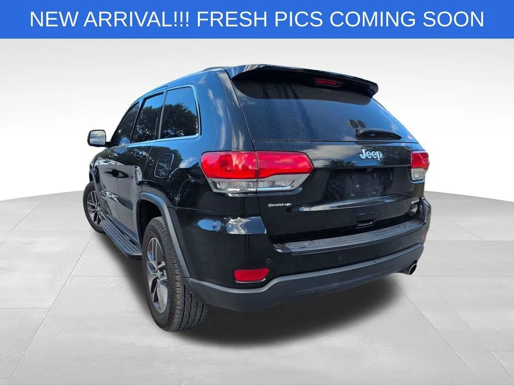 Used 2018 Black Jeep Laredo E 4x2 image 6