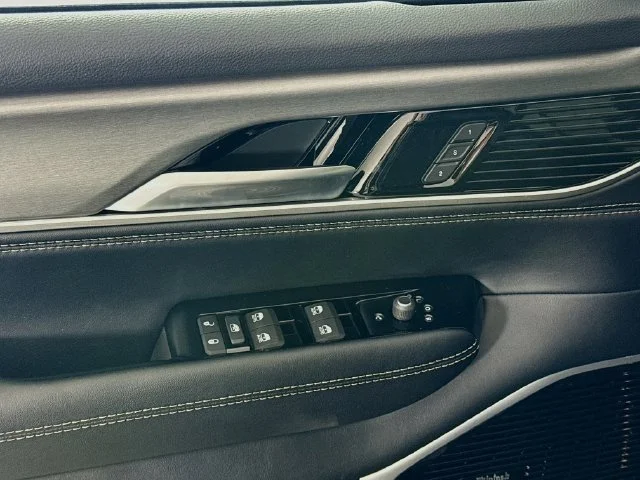 New 2026 Black Jeep Limited Reserve image 17